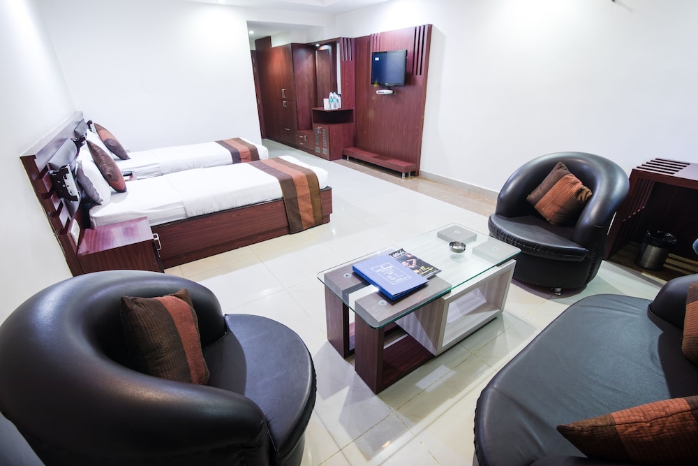Executive Room photo 2