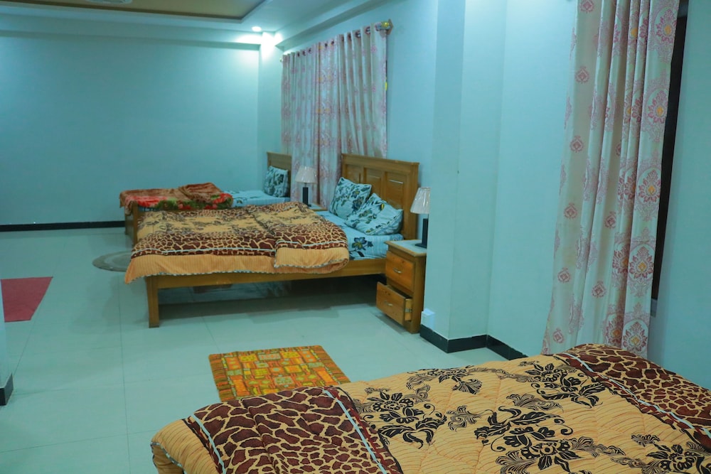 Family Room - Photo 1
