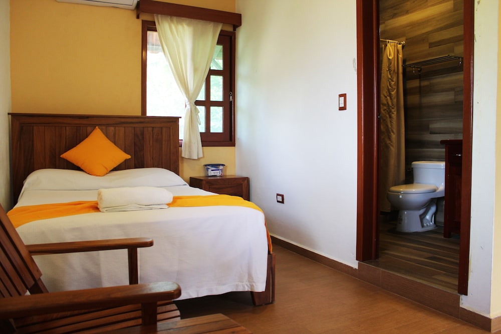 Panoramic Double Room, 1 Queen Bed With Sofa Bed, Non Smoking, Lake View photo 2