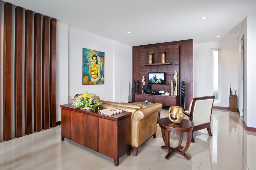 Royal Villa, 2 Bedrooms, Private Pool - Photo 5