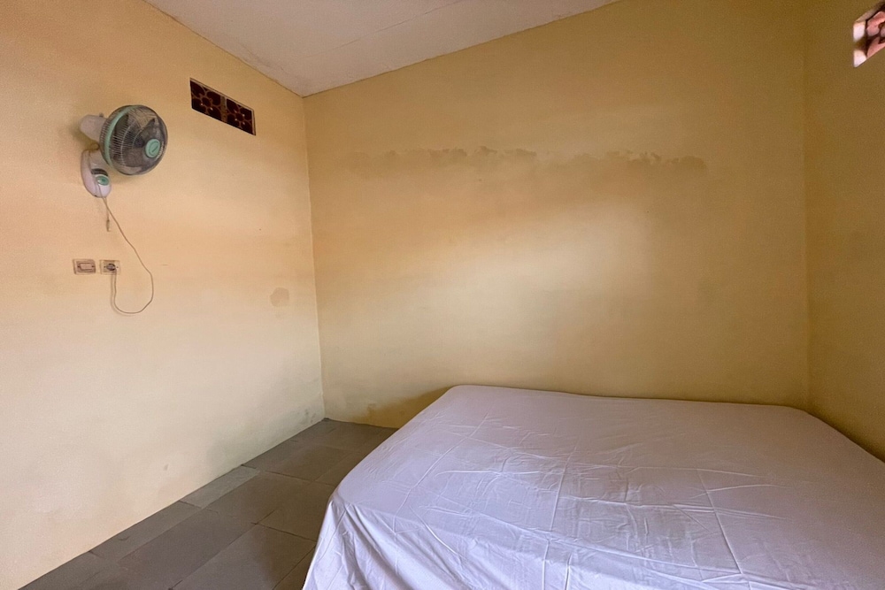 Basic Double Room photo 3