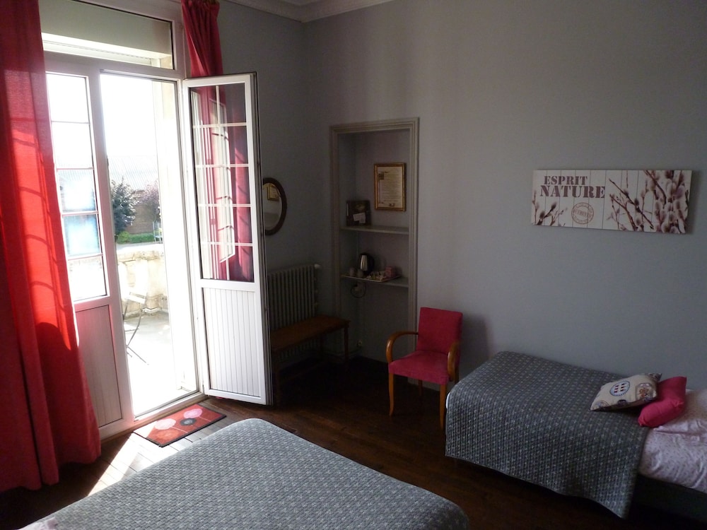 Triple Room (Salle de bain sur le palier) photo 3