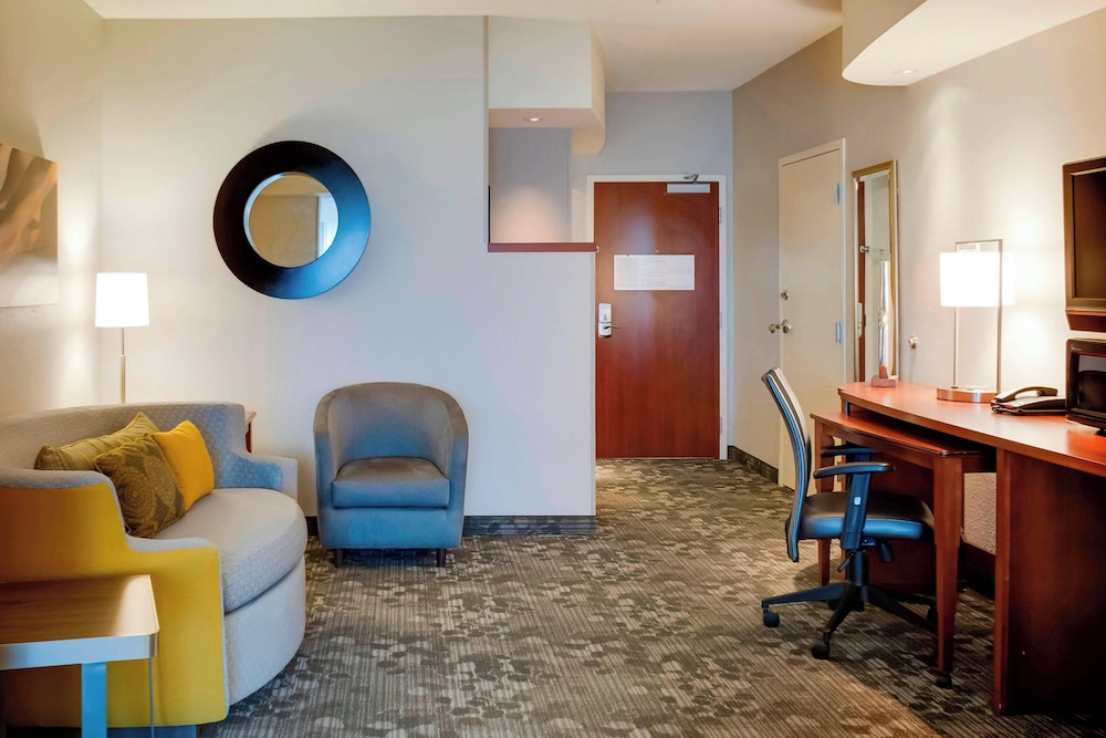 Studio Suite, 1 Bedroom - Photo 1