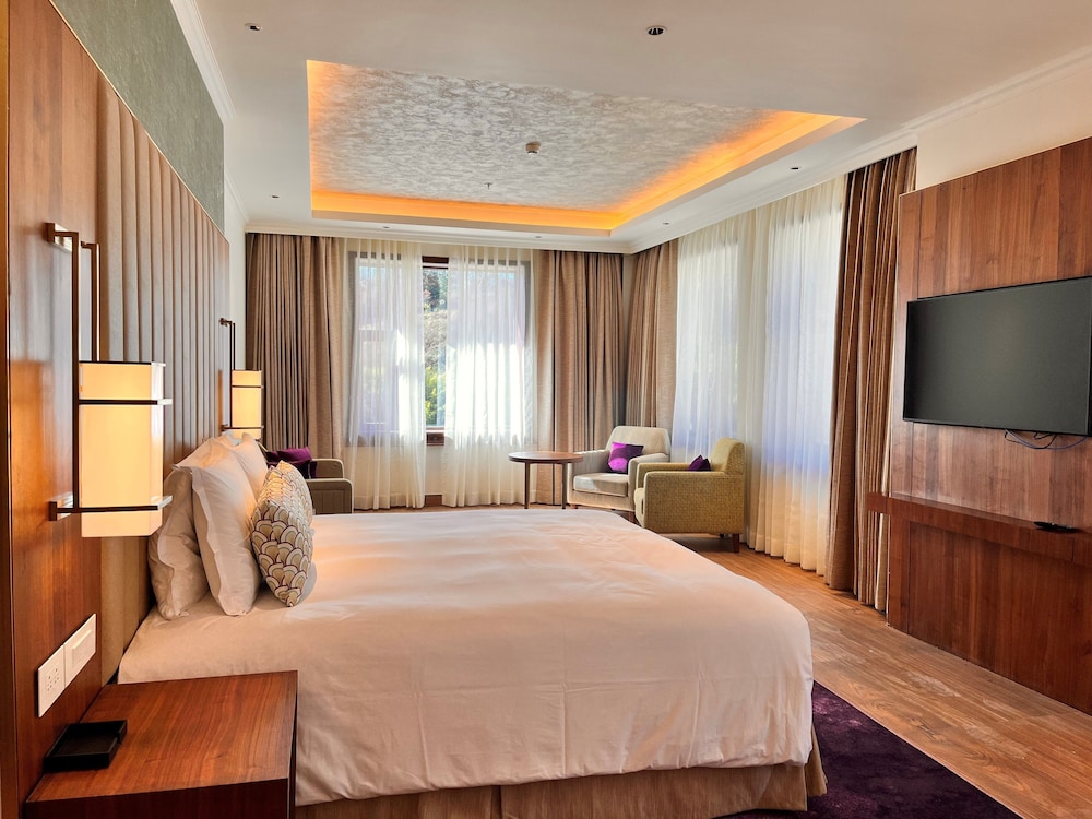 Premium Twin Room, Balcony photo 2