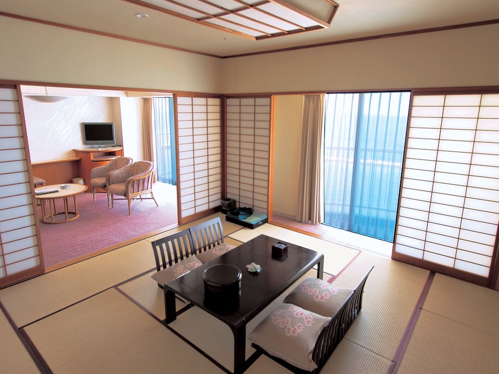 Japanese Style Room with living room, Non Smoking - Photo 3