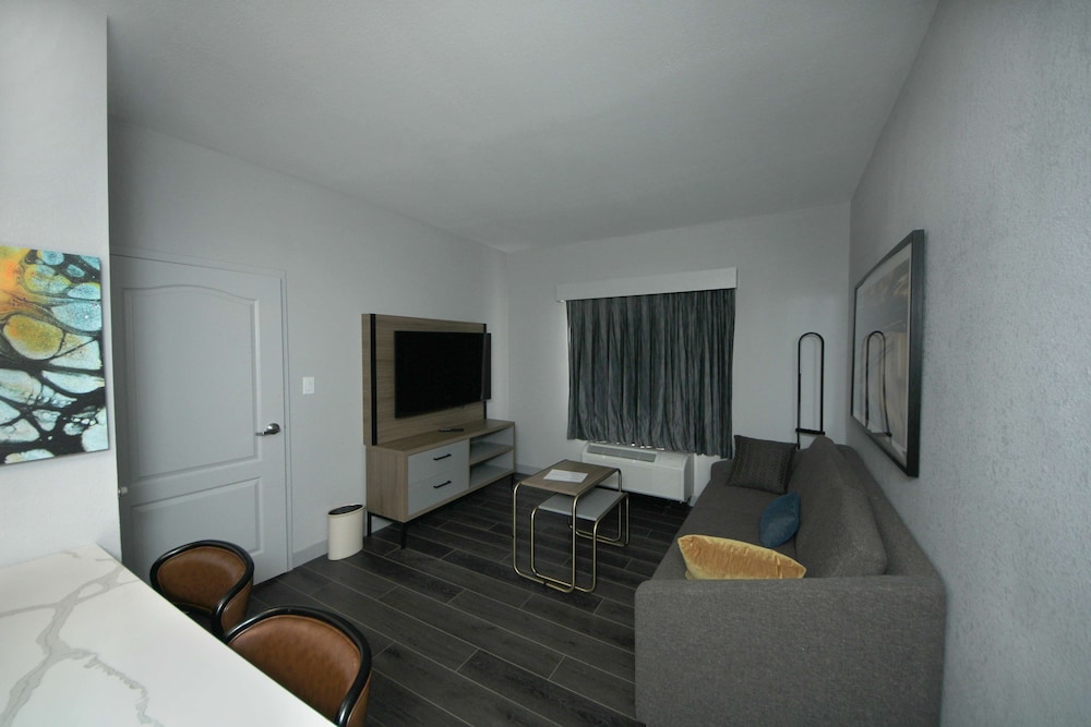 Suite, Accessible, Non Smoking