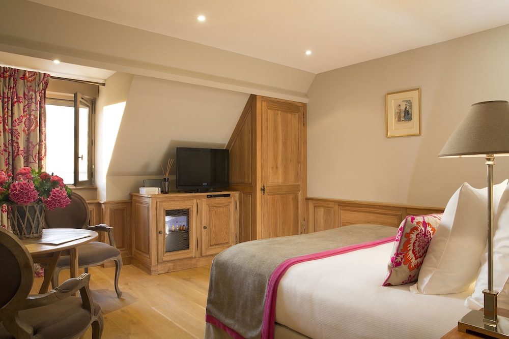 Superior Double Room (Historical House) photo 2
