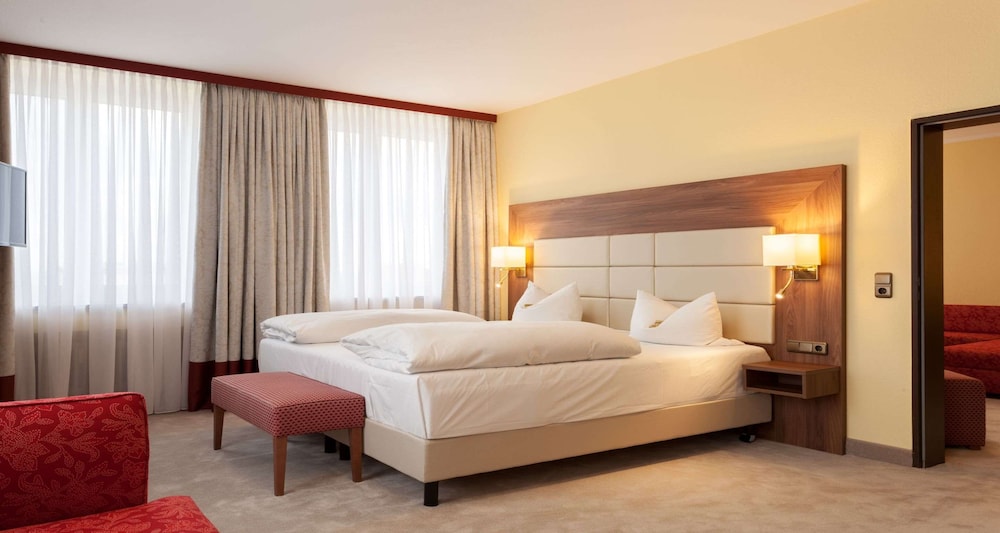 Suite, 1 Double Bed (Cozy Sitting Corner) - Photo 3