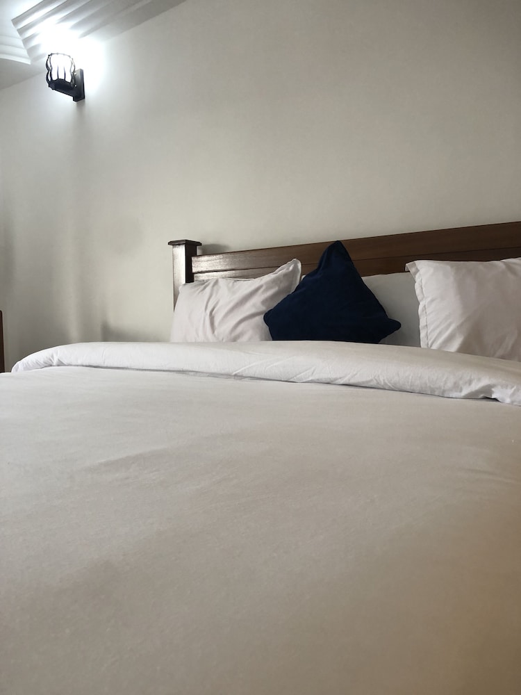 Comfort Room photo 2