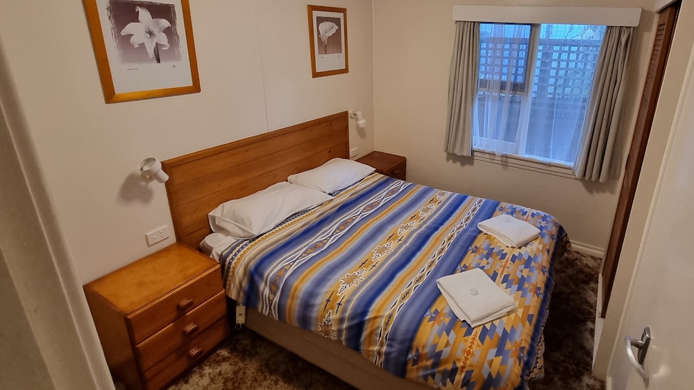 Deluxe Room, Two Bedroom, Kitchen (Unit 1)
