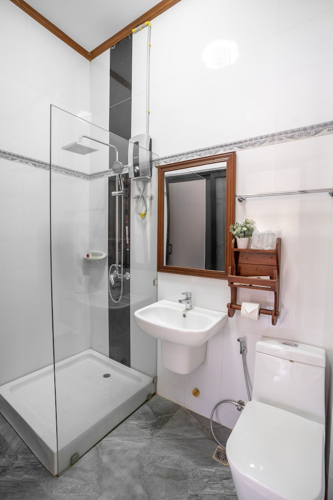 Standard Double Room - Photo 4