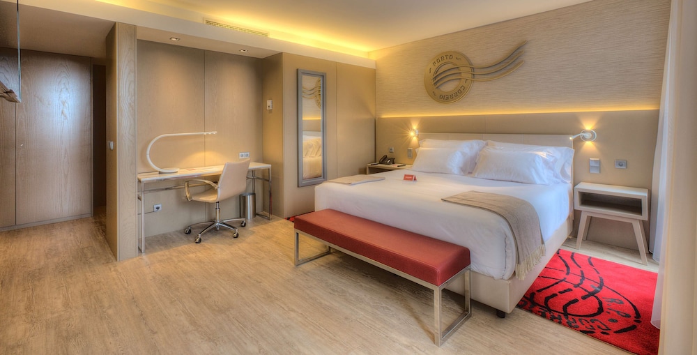 Premium Room (Extra Bed 2Ad + 1Ch with View)