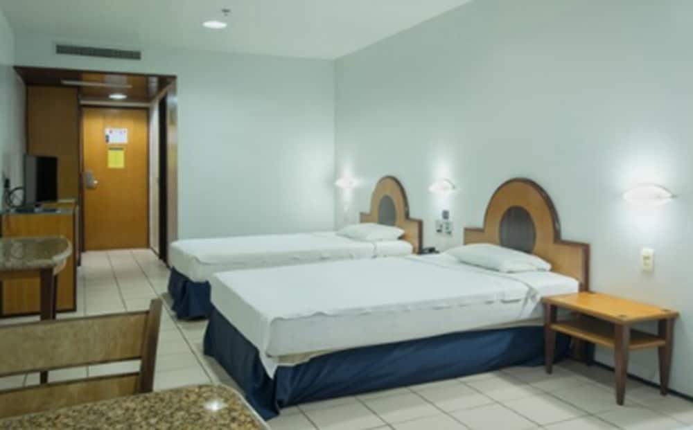 Deluxe Room, 2 Twin Beds photo 1
