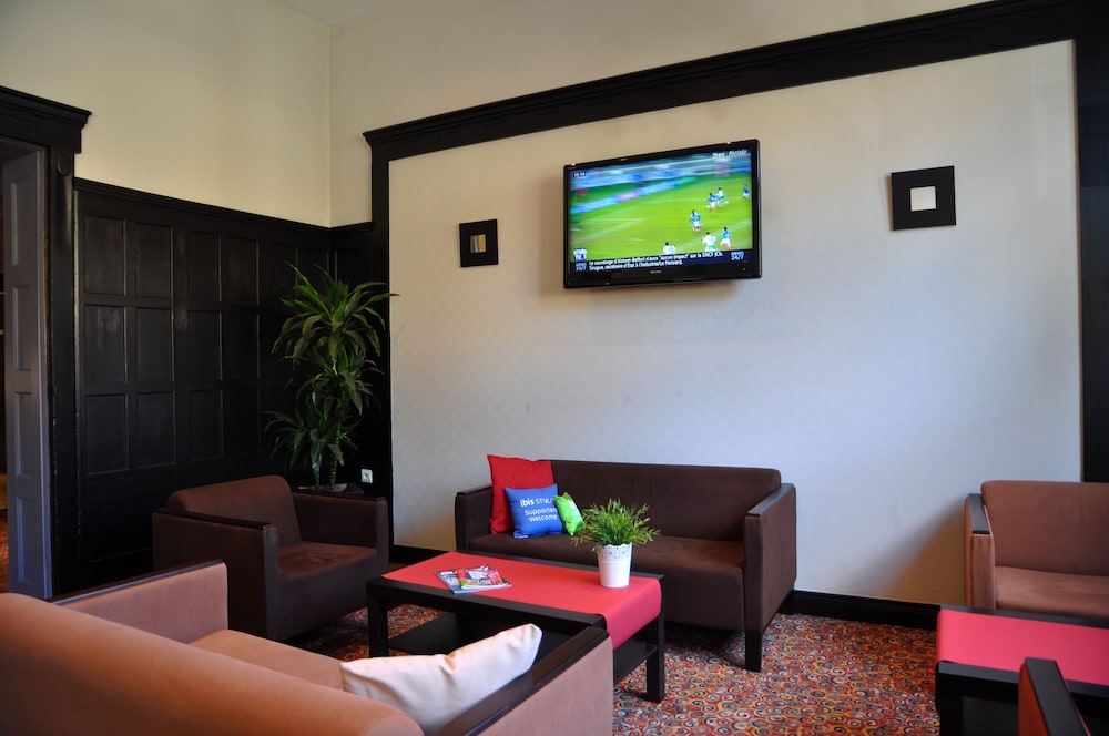 Standard Suite, 1 Double Bed with Sofa bed photo 2