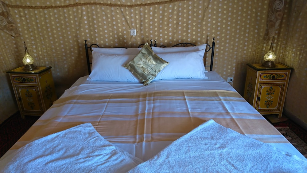 Deluxe Tent (Titrite) photo 1