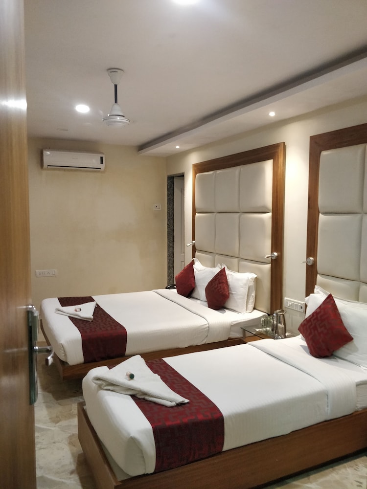 Superior Triple Room - Photo 1