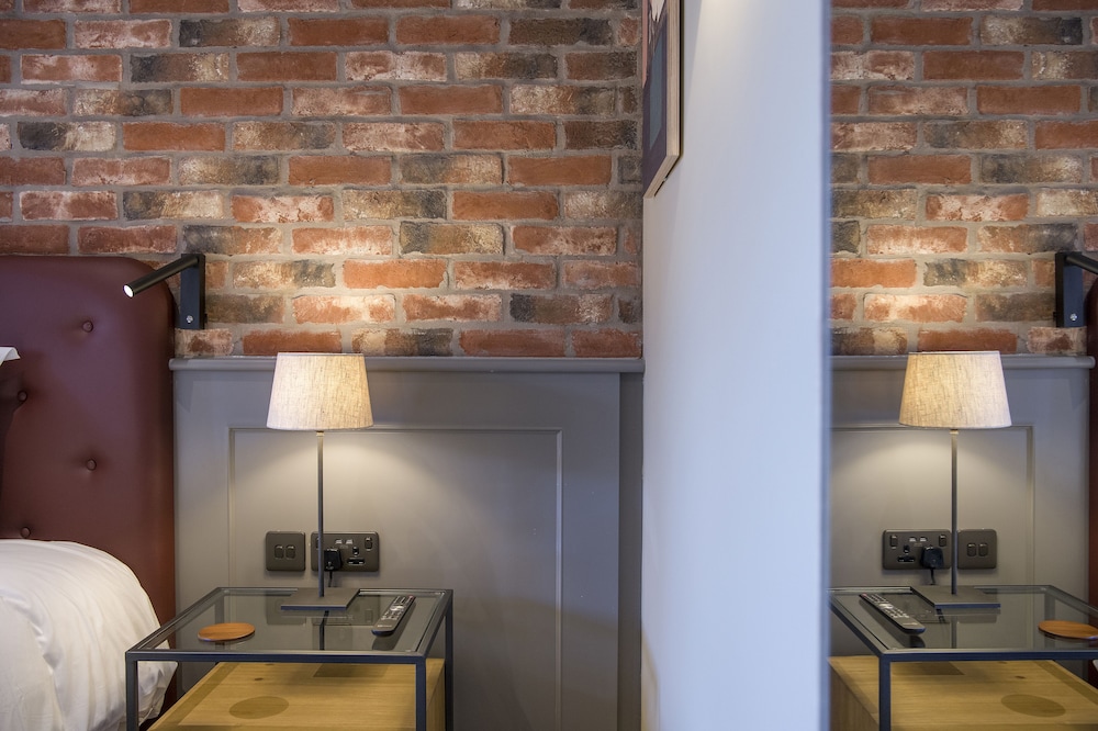 Signature Double or Twin Room, Accessible photo 1