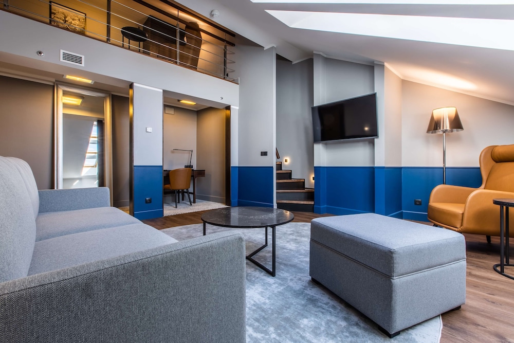Suite (Penthause Duplex) - Photo 5
