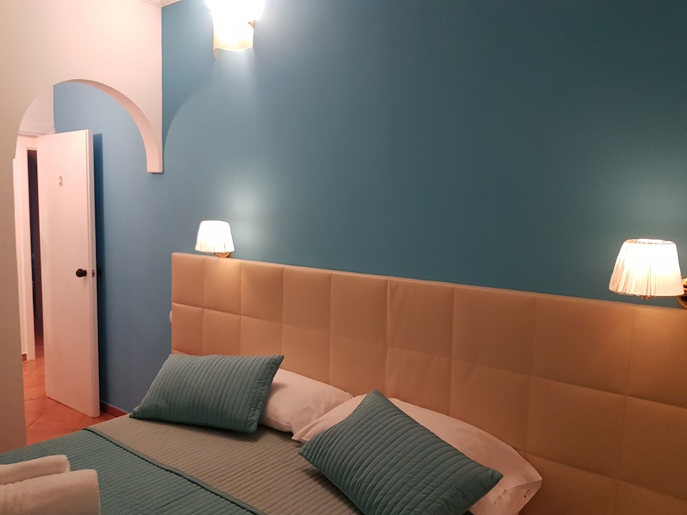 Double or Twin Room, Sea View photo 3