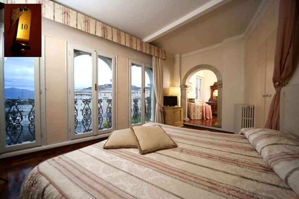 Superior Triple Room photo 3