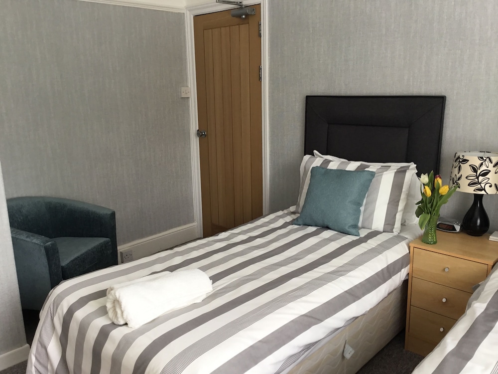 Twin Room, Garden View (LAMORNA)