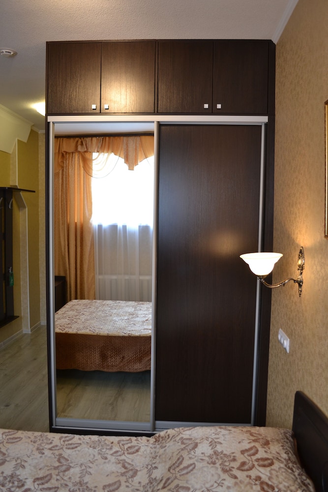 Superior Double Room, 1 Queen Bed, Non Smoking photo 2