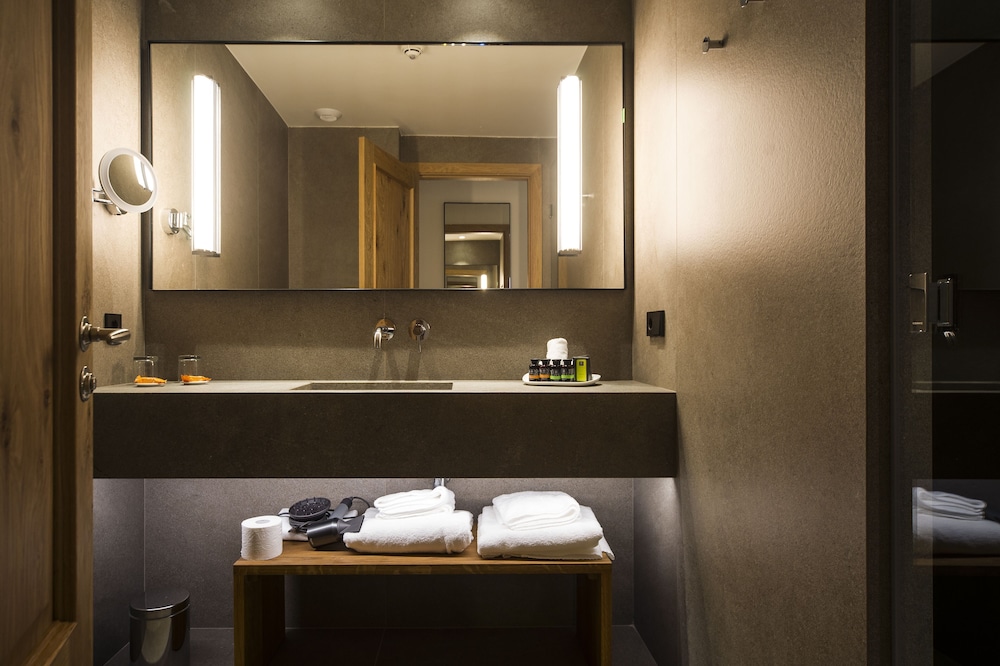 Comfort Room - Photo 5