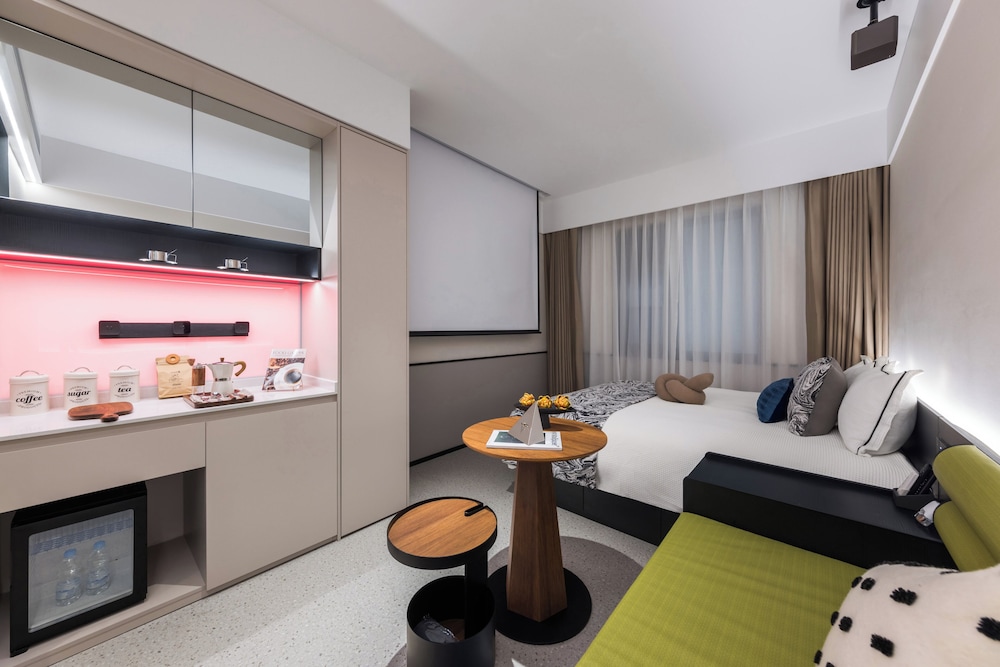 Superior Room, 1 King Bed