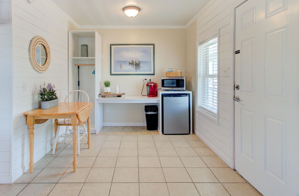 Deluxe Room, 2 Queen Beds, Ocean View photo 3
