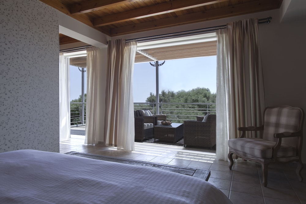 Villa, 3 Bedrooms, Sea View photo 3