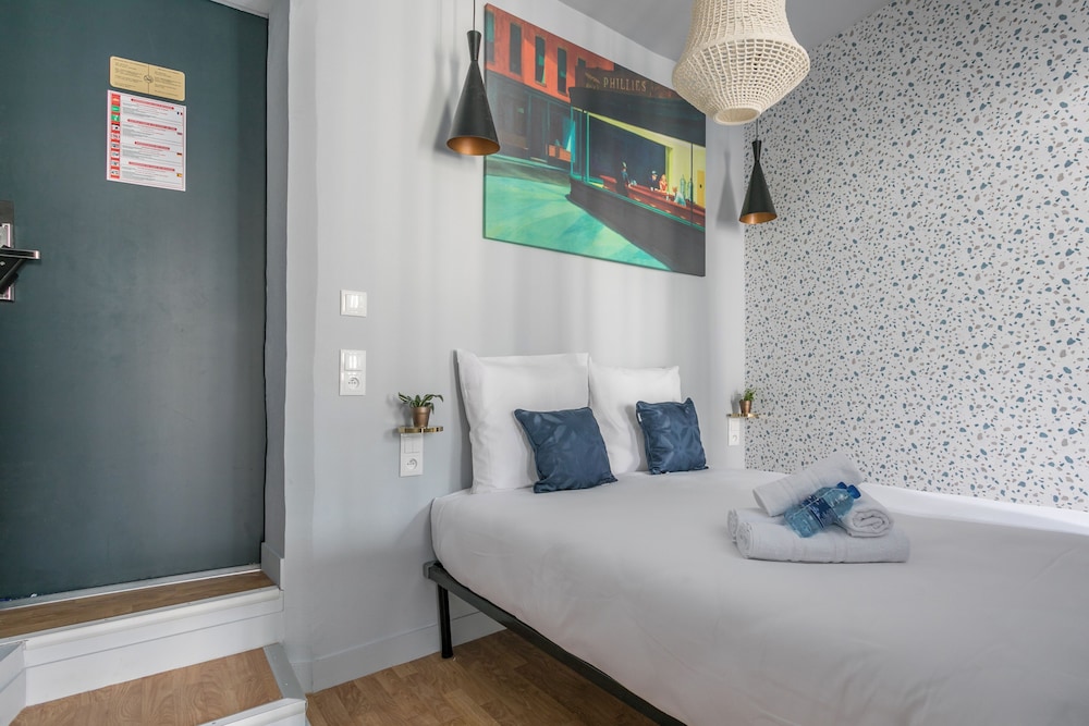 Room photo 2