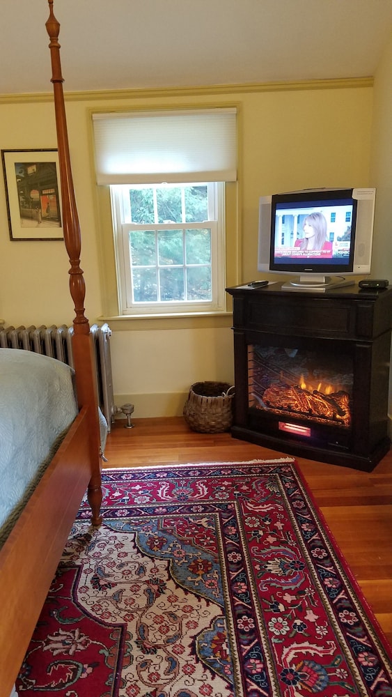Deerfield Suite photo 3