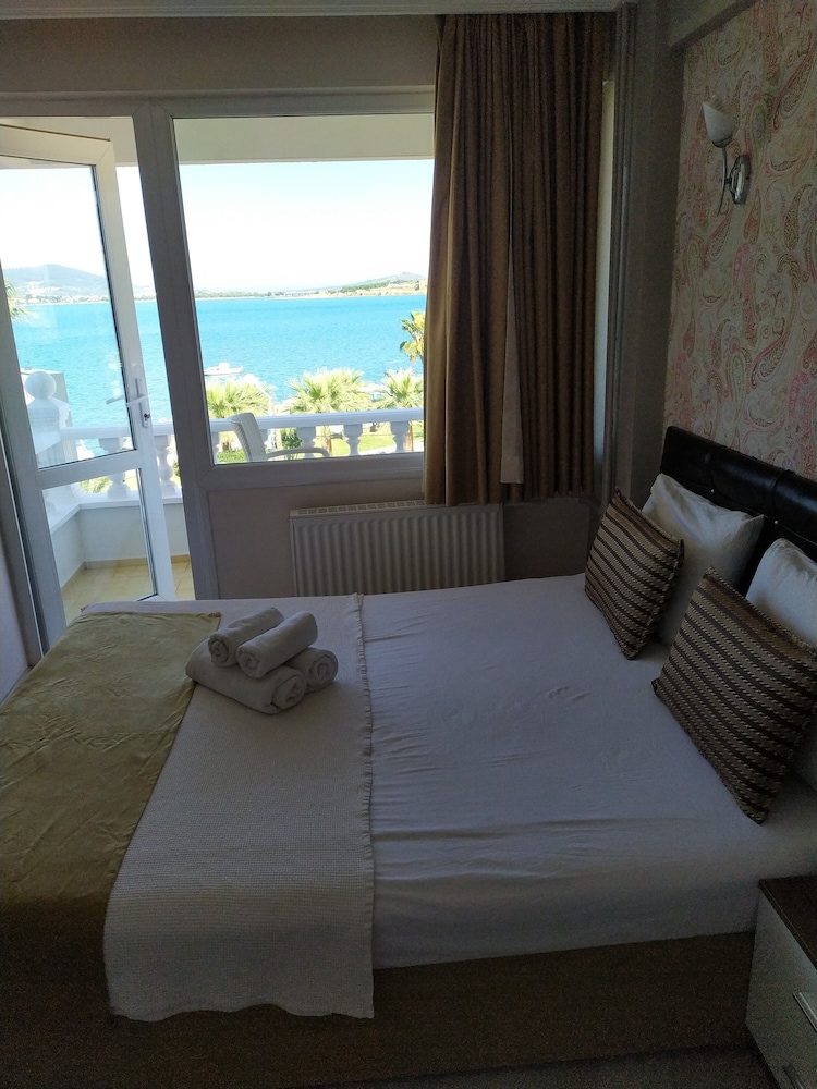 Standard Double Room, Balcony, Sea View
