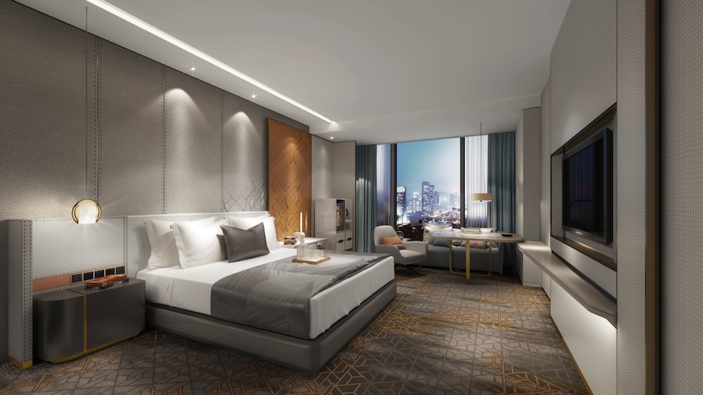 Executive Double Room thumbnail 5