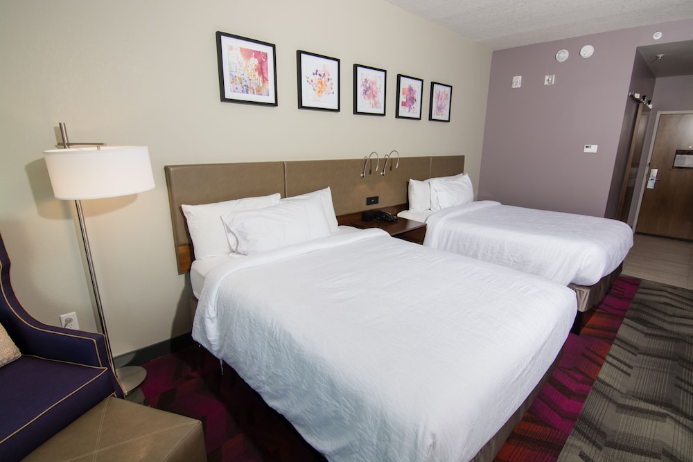 Room, 2 Queen Beds, Non Smoking photo 3