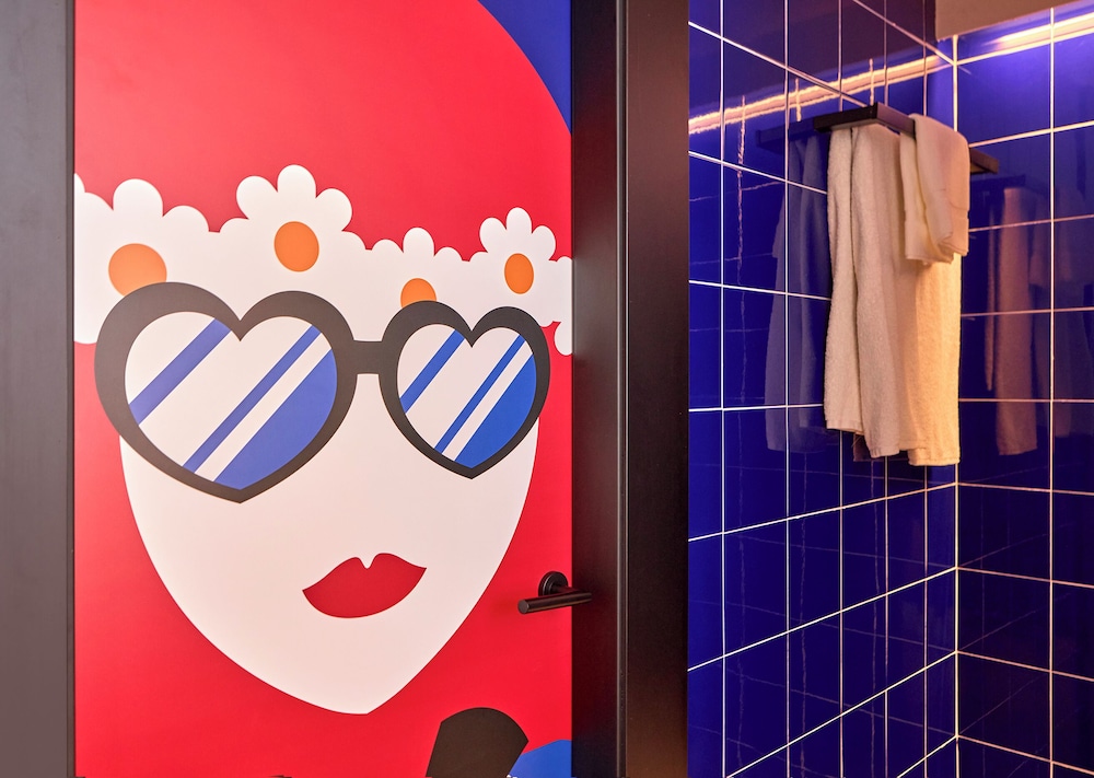 Junior Suite, Balcony, Partial Sea View (Lateral)