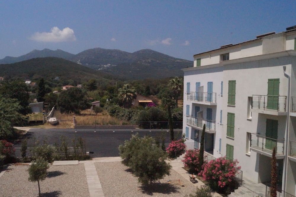 Apartment, 2 Bedrooms, Bay View photo 2