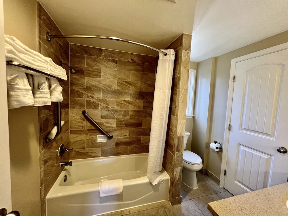 Family Suite, 2 Bedrooms - Photo 5