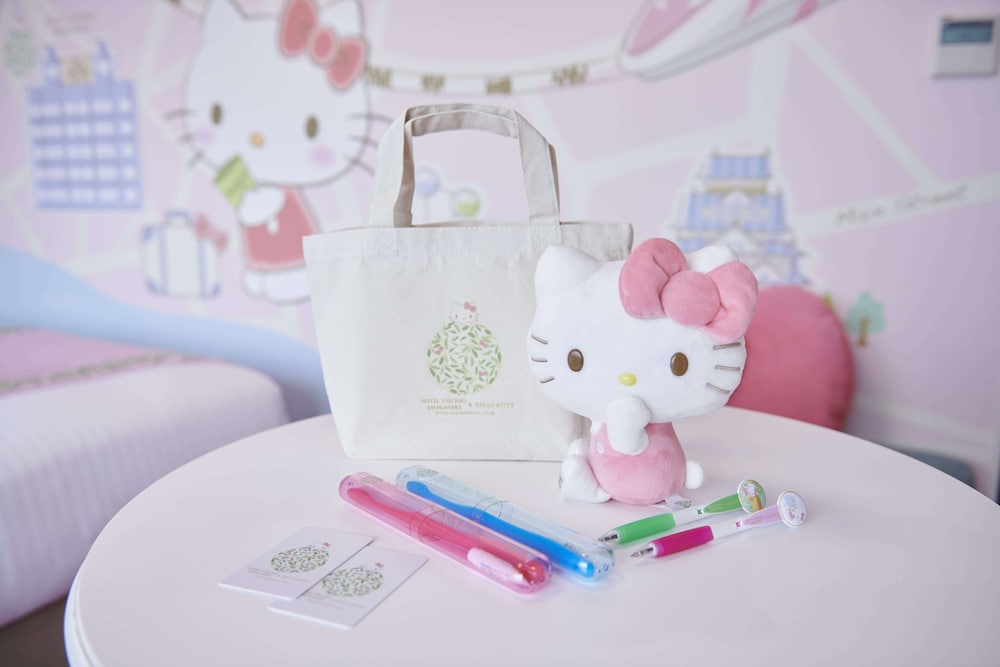 Hello Kitty Vischio No Mori Room photo 3
