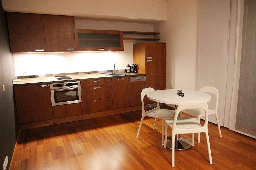Studio Suite photo 3