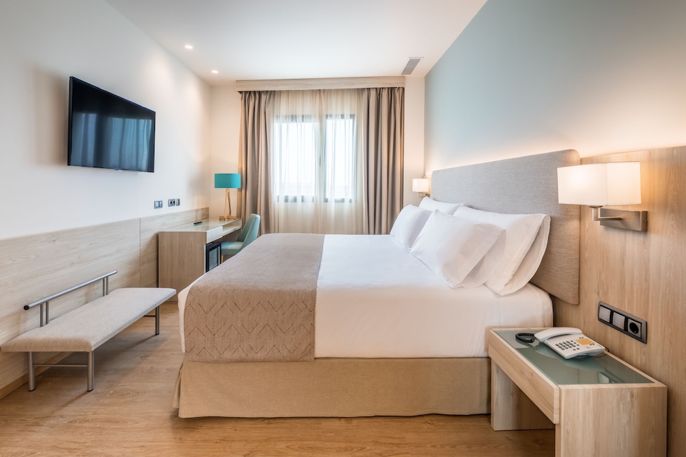 Double Room - Photo 3