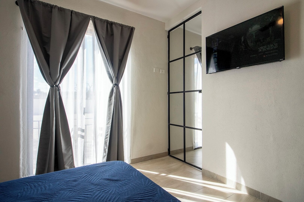 Deluxe Apartment photo 2
