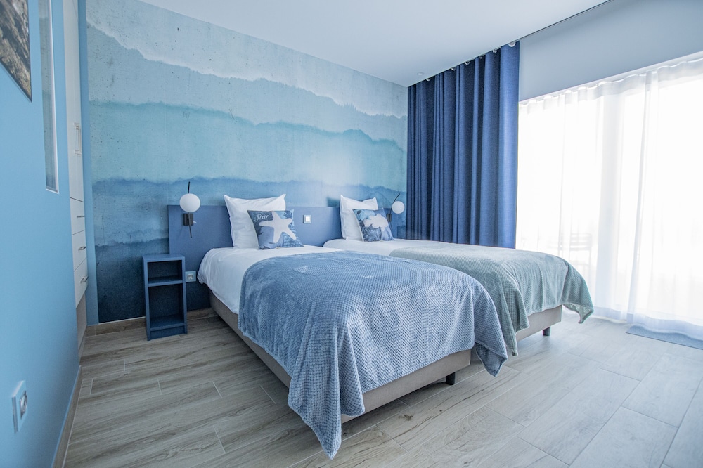 Panoramic Room, 2 Twin Beds, Non Smoking, Ocean View photo 1