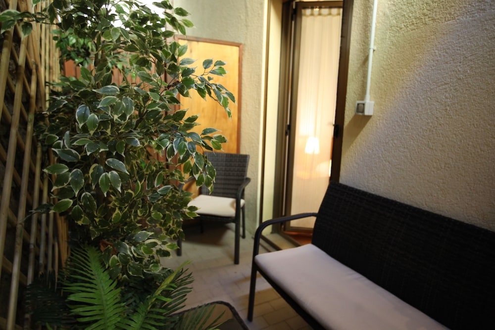 Classic Quadruple Room, 2 Bedrooms, Accessible, Non Smoking photo 2