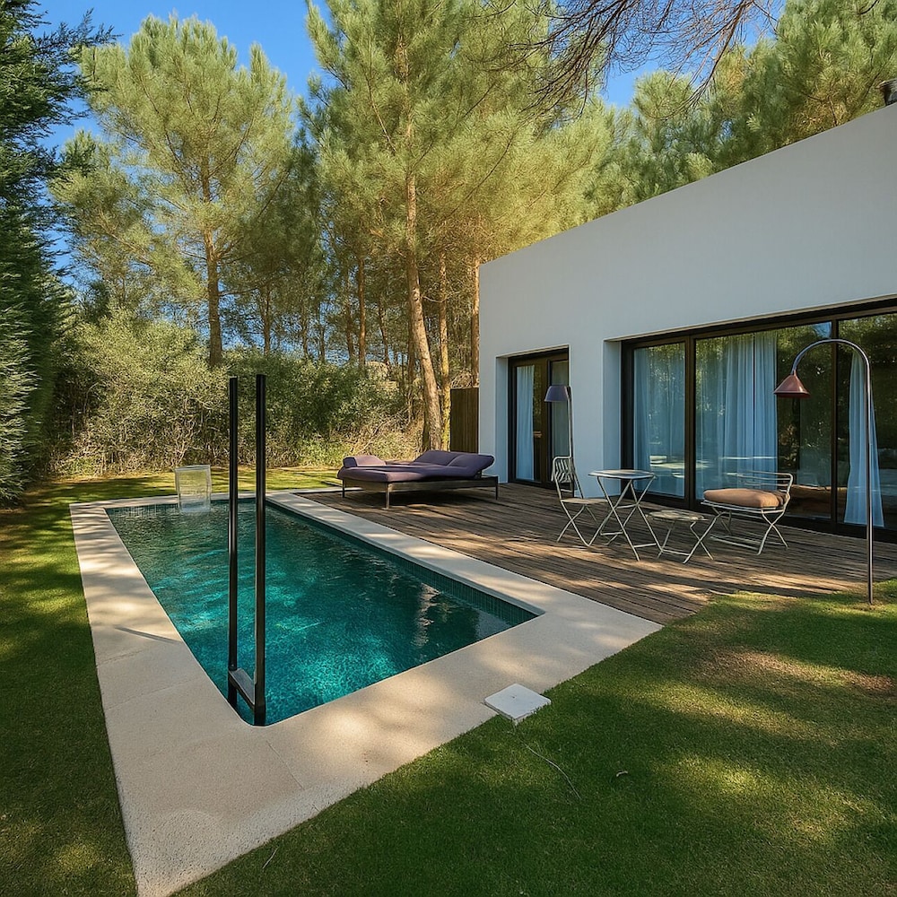 Grand Suite, 1 King Bed, Private Pool, Garden View