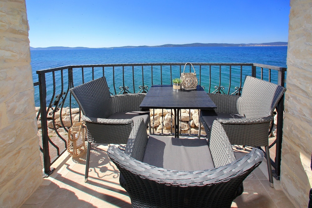 Apartment, 1 Bedroom, Sea View (One Balcony) photo 2