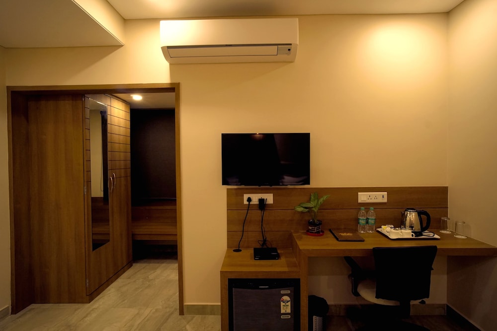 Deluxe Room - Photo 2
