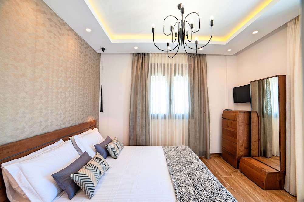 Villa, 4 Bedrooms, Private Pool (Perla)