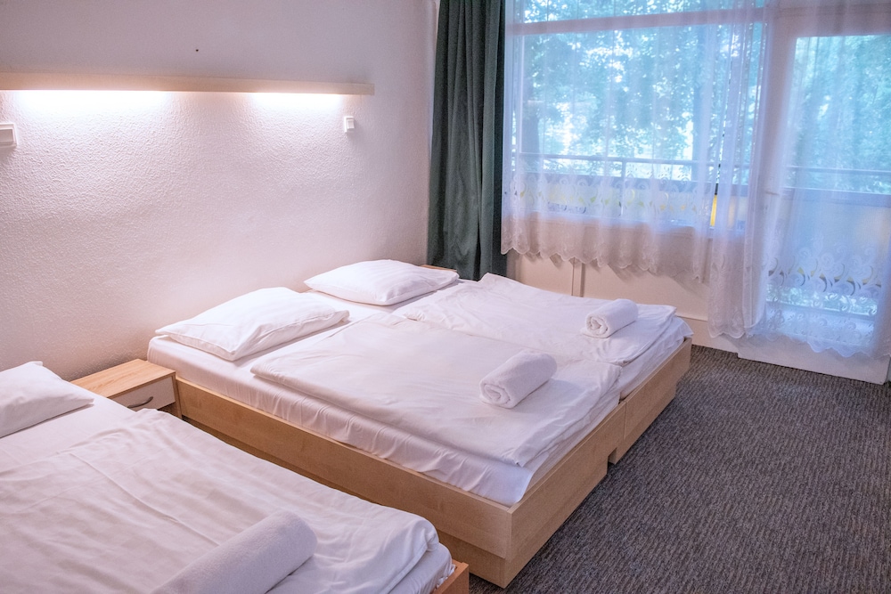 Triple Room, Balcony photo 1