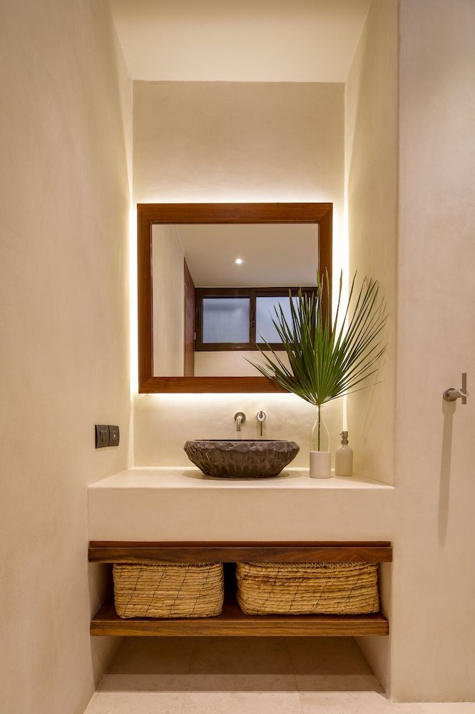Luxury Apartment, 1 Bedroom, Private Pool - Photo 14